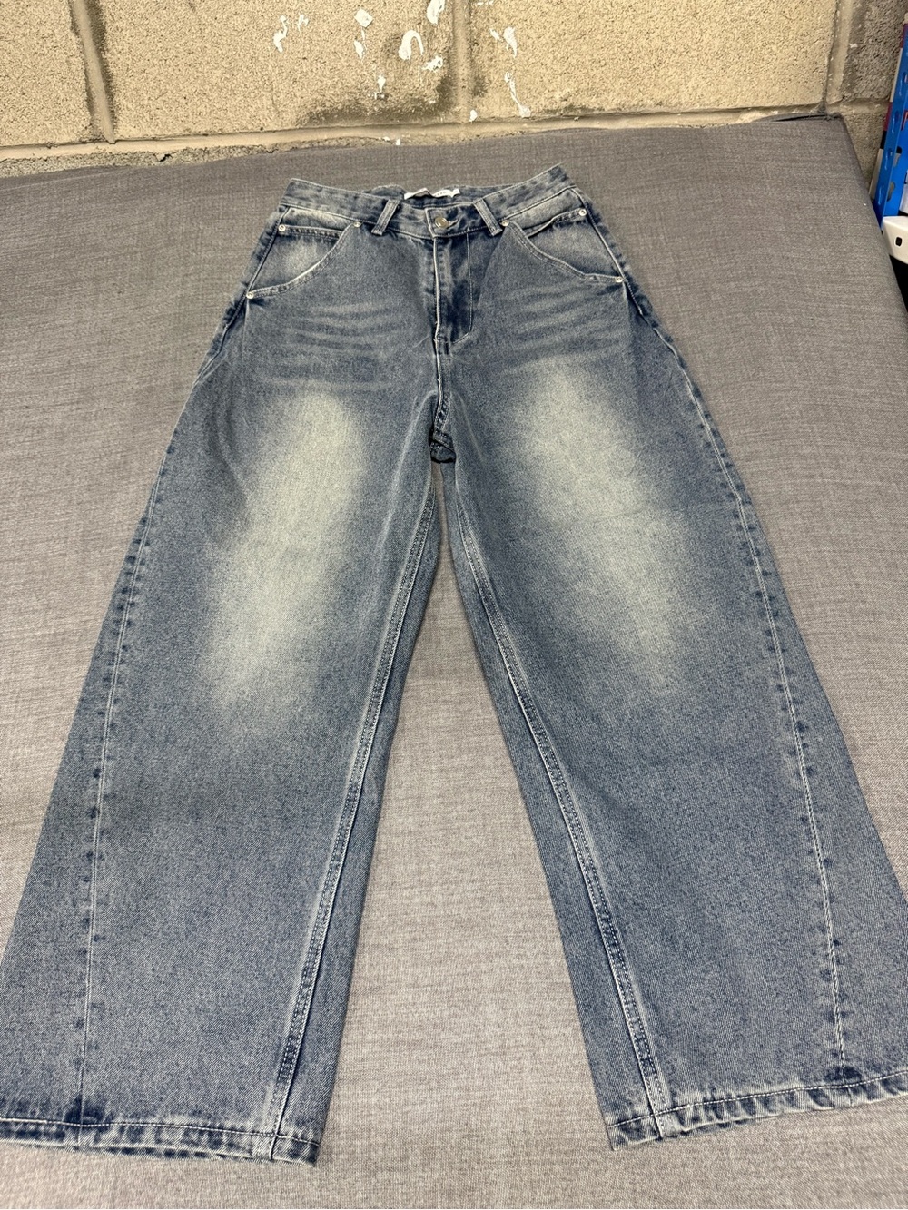 High-Rise Wide-Leg Women's Jeans in Washed Gray Blue